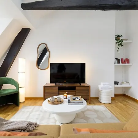 Charming Flat Near Madeleine *