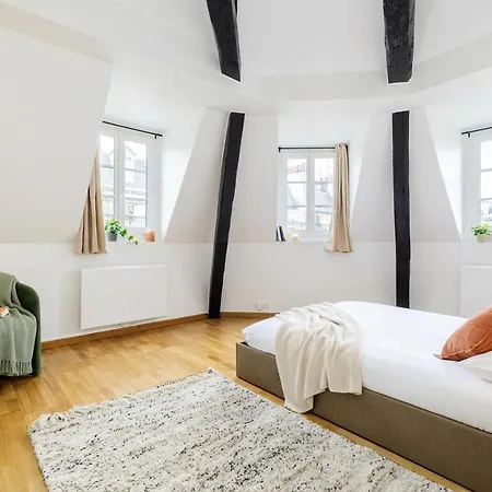 Charming Flat Near Madeleine Apartment Paris